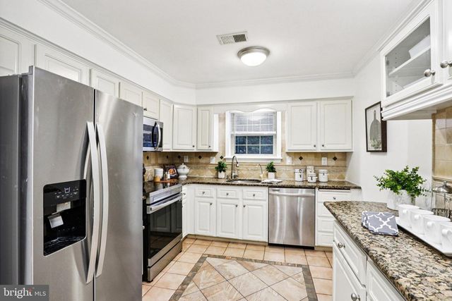 120 EATON DR, Wayne, PA 19087