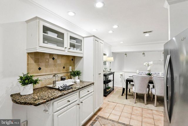 120 EATON DR, Wayne, PA 19087