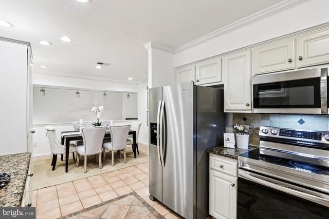 120 EATON DR, Wayne, PA 19087