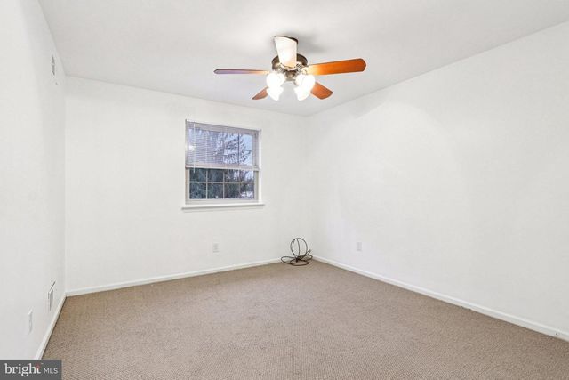 120 EATON DR, Wayne, PA 19087