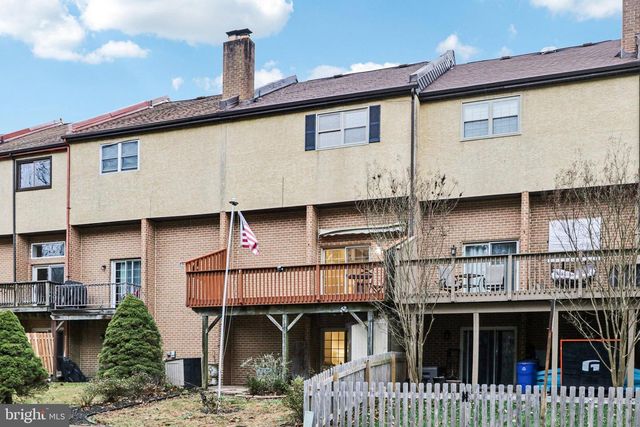 120 EATON DR, Wayne, PA 19087