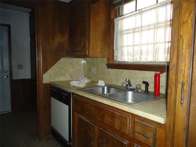 42608 Bob Crouch Road, Tecumseh, OK 74873