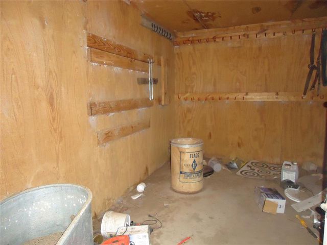 42608 Bob Crouch Road, Tecumseh, OK 74873