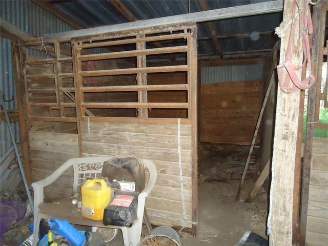 42608 Bob Crouch Road, Tecumseh, OK 74873