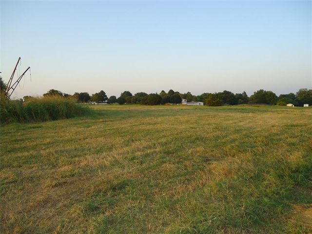 42608 Bob Crouch Road, Tecumseh, OK 74873