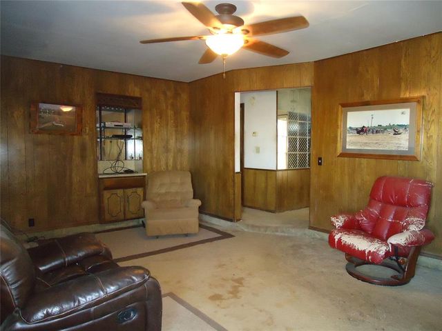 42608 Bob Crouch Road, Tecumseh, OK 74873