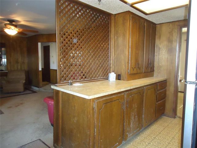 42608 Bob Crouch Road, Tecumseh, OK 74873