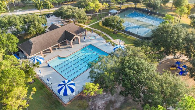 2506 Spring Landing Drive, Pearland, TX 77584