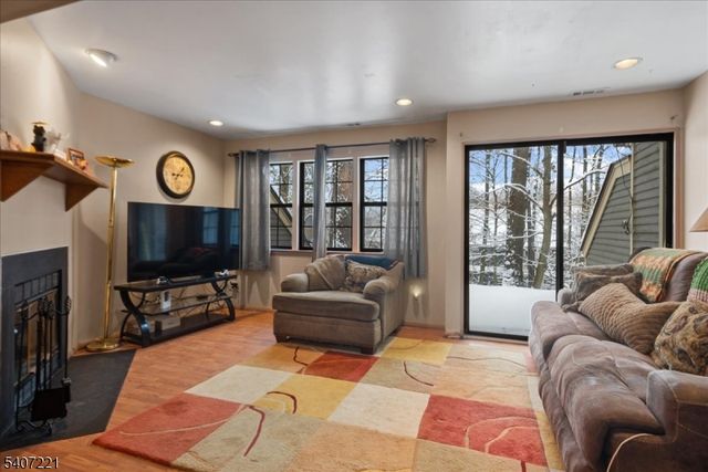 33 Concord Rd D, West Milford Twp., NJ 07480