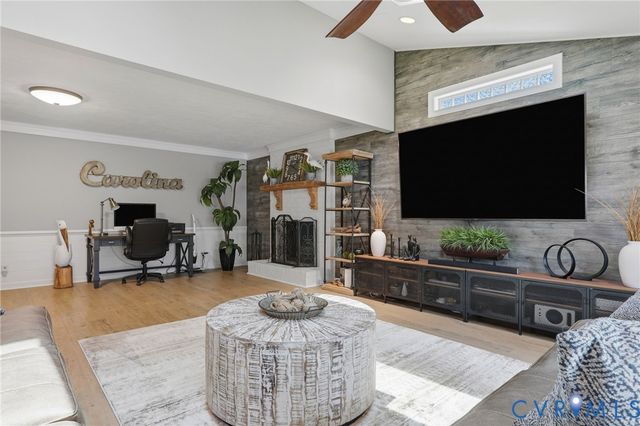 624 Coralberry Dr, North Chesterfield, VA 23236