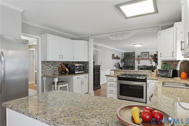624 Coralberry Dr, North Chesterfield, VA 23236