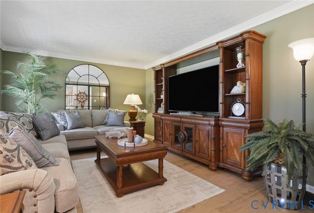 624 Coralberry Dr, North Chesterfield, VA 23236