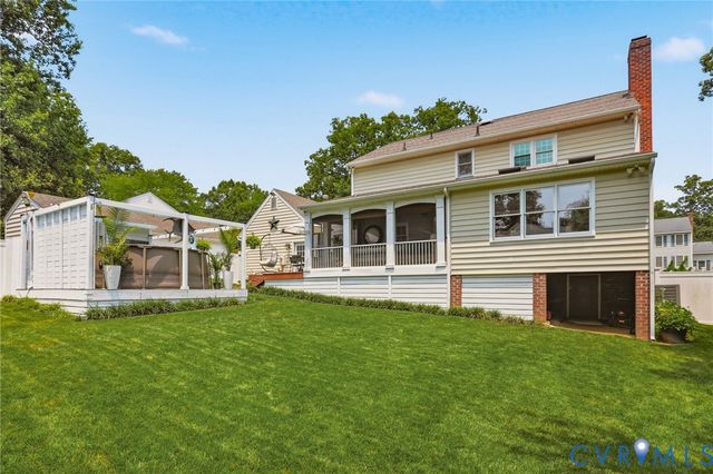 624 Coralberry Dr, North Chesterfield, VA 23236