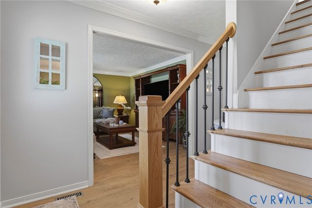 624 Coralberry Dr, North Chesterfield, VA 23236