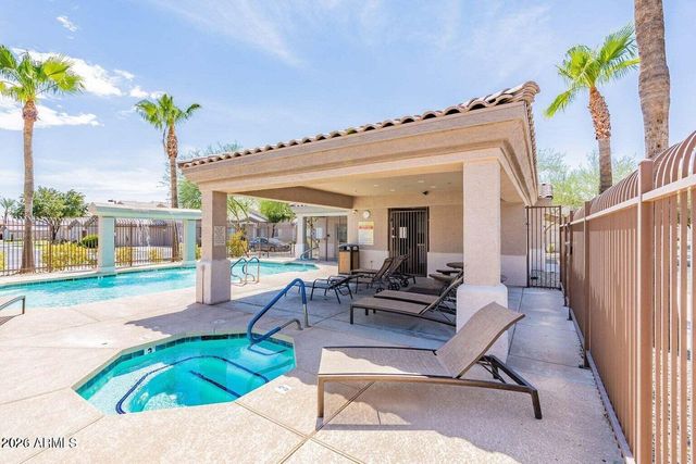 8008 W ZOE ELLA Way, Peoria, AZ 85382