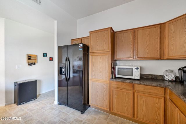 8008 W ZOE ELLA Way, Peoria, AZ 85382