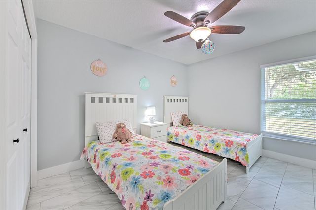 4810 CENTERBROOK COURT, Tampa, FL 33624