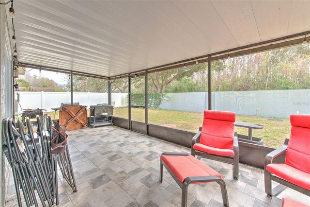 4810 CENTERBROOK COURT, Tampa, FL 33624