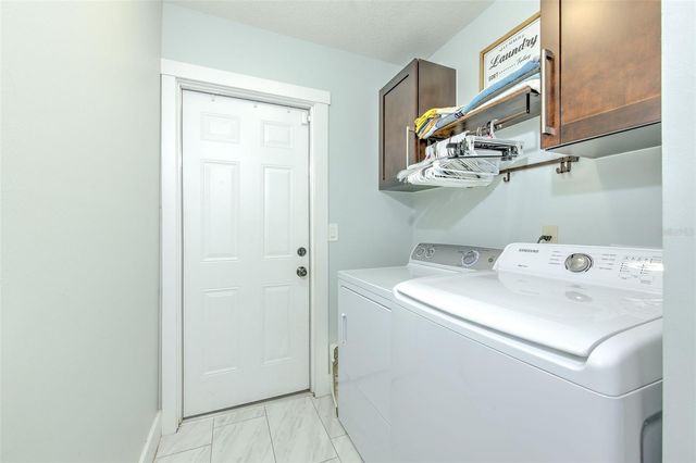 4810 CENTERBROOK COURT, Tampa, FL 33624