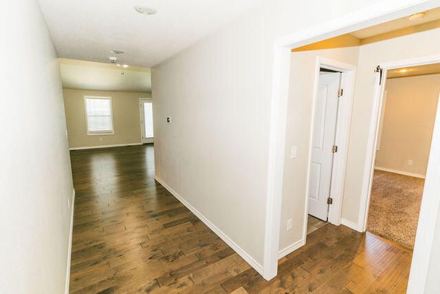 1205 North 12th Avenue, Ozark, MO 65721