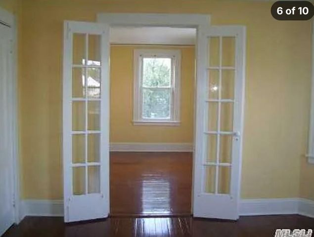 24 West End Avenue, Great Neck, NY 11023