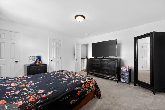 3657 N HEREFORD LN, Philadelphia, PA 19114