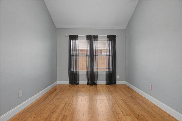 1042 Grimes Drive, Forney, TX 75126