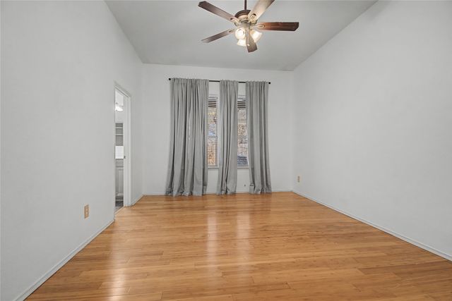 1042 Grimes Drive, Forney, TX 75126