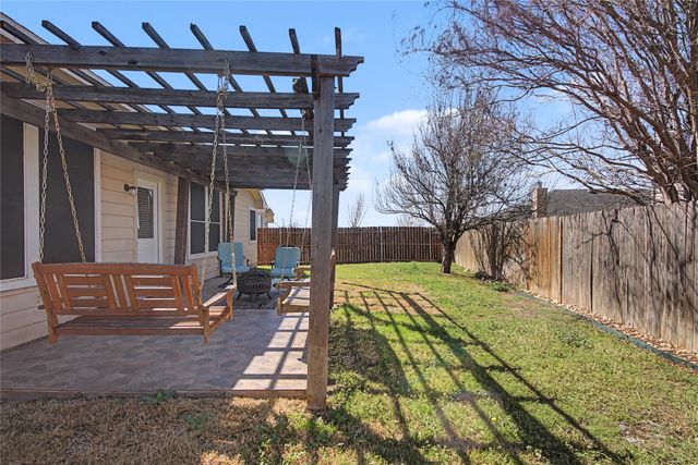 1042 Grimes Drive, Forney, TX 75126