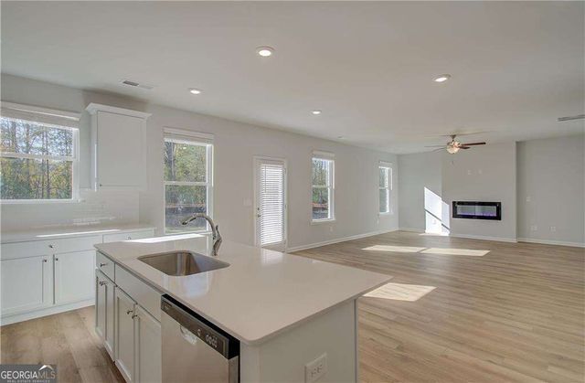 639 Leafy Branch Way, Mcdonough, GA 30253