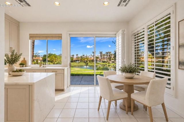 542 Red Arrow Trail, Palm Desert, CA 92211