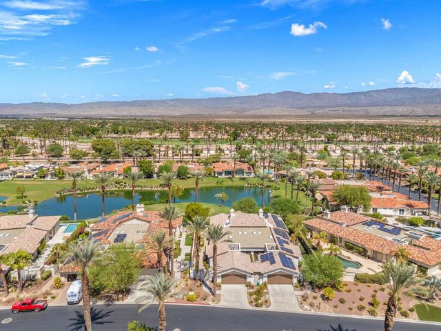 542 Red Arrow Trail, Palm Desert, CA 92211