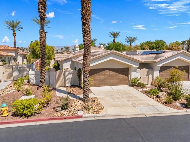 542 Red Arrow Trail, Palm Desert, CA 92211
