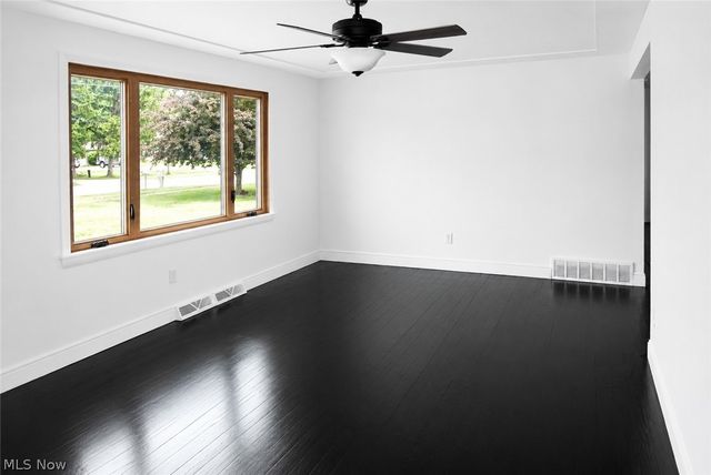 813 Hadcock Road, Brunswick, OH 44212