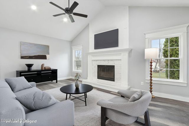 1 Trotter Way, Cream Ridge, NJ 08514