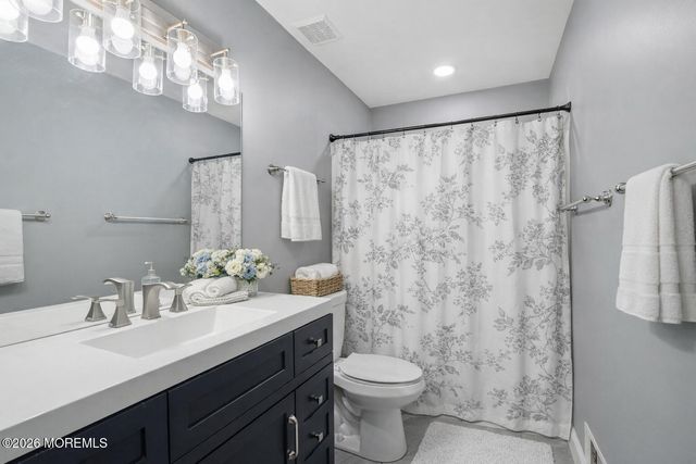 1 Trotter Way, Cream Ridge, NJ 08514