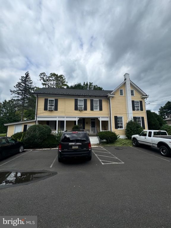 1093 DURHAM RD, NEWTOWN, PA 18940 — exterior