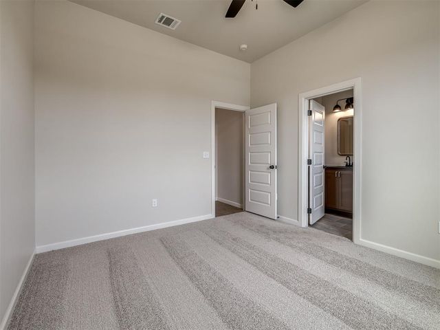 8103 Goldfinch Drive, Guthrie, OK 73044