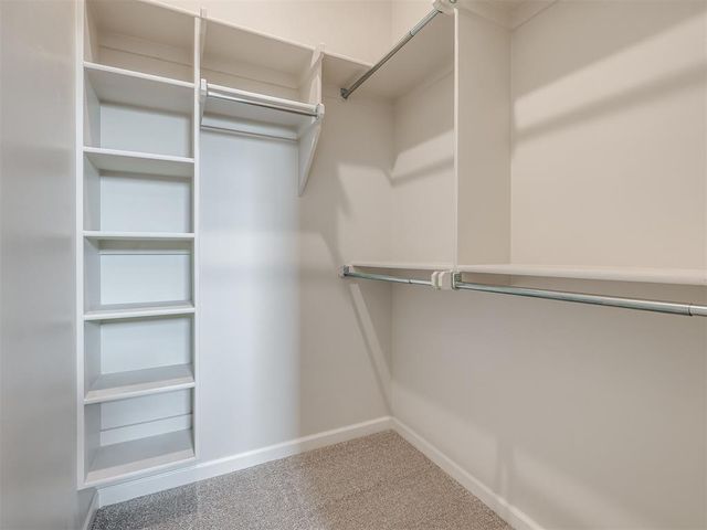 8103 Goldfinch Drive, Guthrie, OK 73044