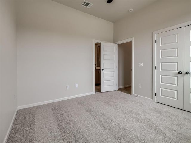 8103 Goldfinch Drive, Guthrie, OK 73044