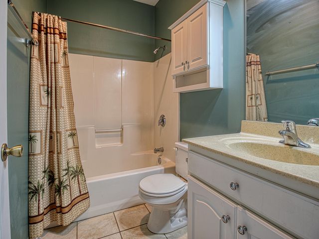 1715 Morewood RD, Hardy, VA 24101