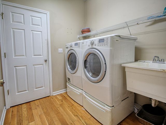 1715 Morewood RD, Hardy, VA 24101