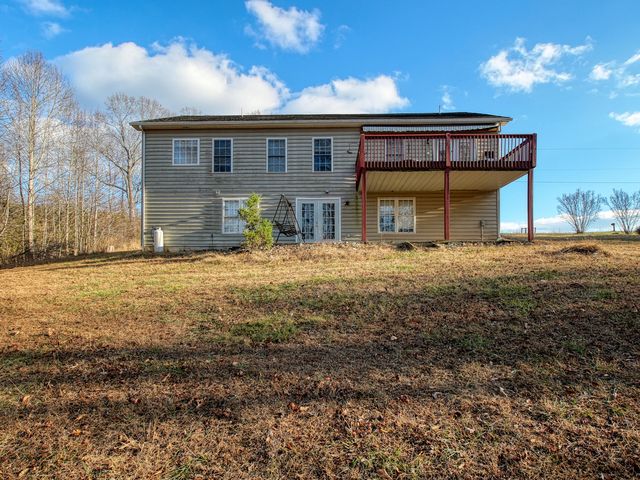1715 Morewood RD, Hardy, VA 24101