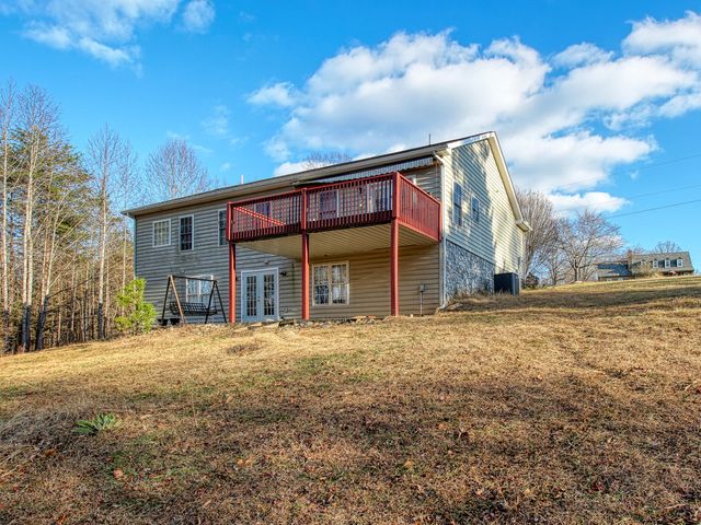 1715 Morewood RD, Hardy, VA 24101