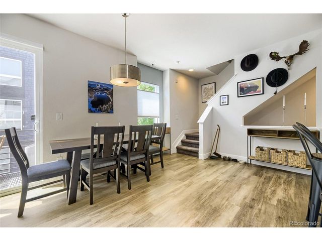 5556 W 10th Pl, Denver, CO 80214