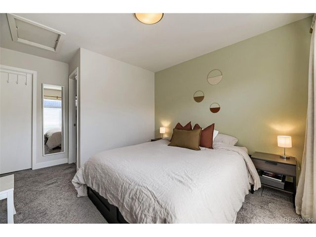 5556 W 10th Pl, Denver, CO 80214
