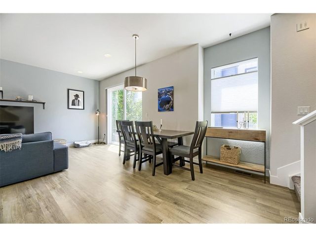5556 W 10th Pl, Denver, CO 80214