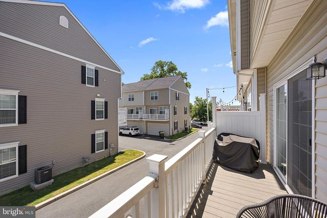 3523 NAAMANS DR, Claymont, DE 19703