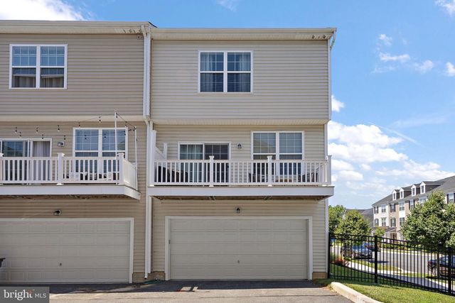 3523 NAAMANS DR, Claymont, DE 19703