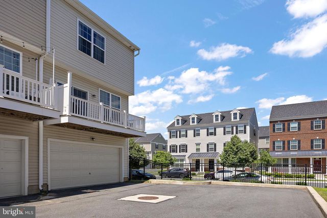 3523 NAAMANS DR, Claymont, DE 19703